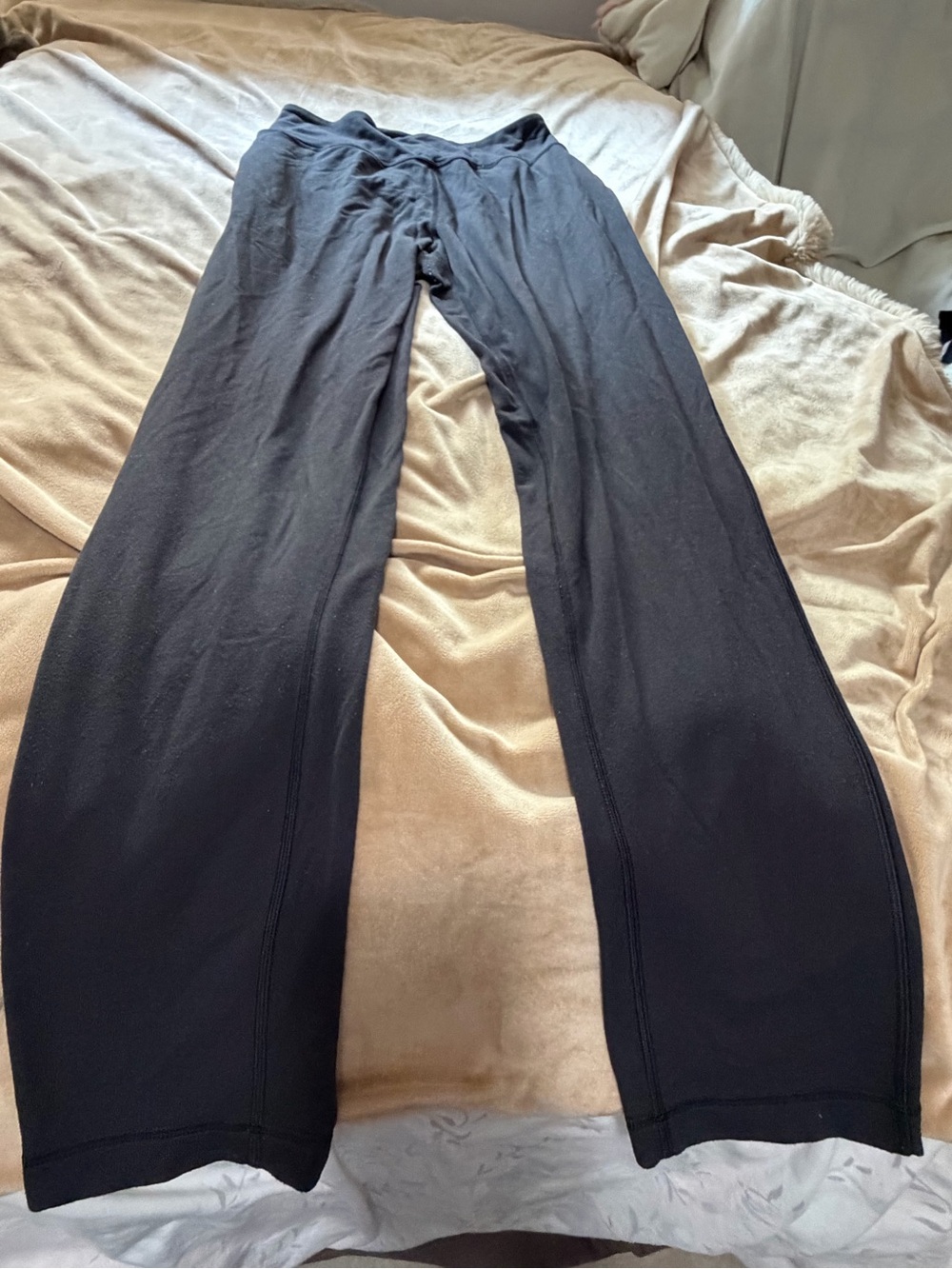 Lululemon Black Stretch Wide Leg Casual Pants Size 6